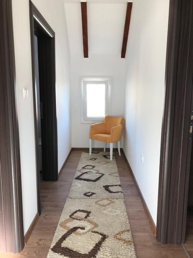 סטינג'ה Guest House Markovic Lovcen מראה חיצוני תמונה